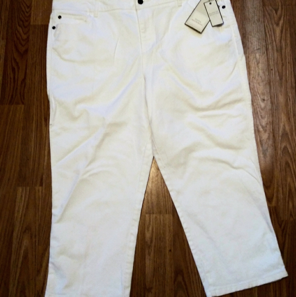 Dana Buchanan White Denim Jean Capris